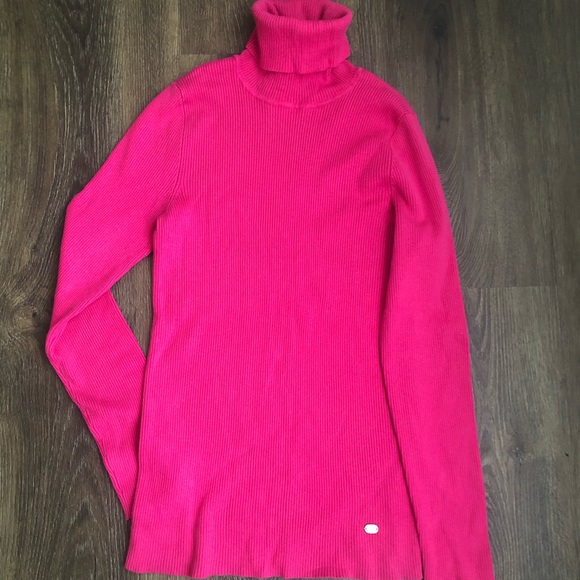 Ralph Lauren Sweaters - Gorgeous turtle neck. Size M. Ralph Lauren.